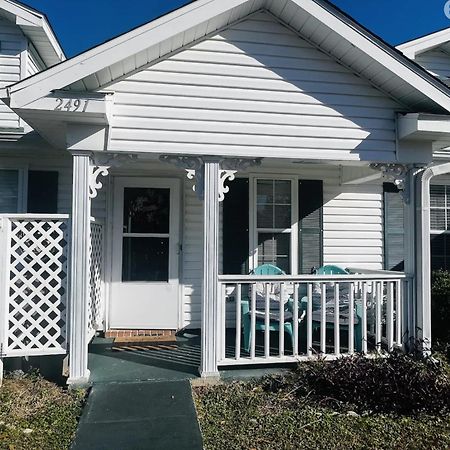 Charming 2 Bdr 1 Bath Home Fenced Byard N Pensacola Pet Friendly Close To Bases מראה חיצוני תמונה